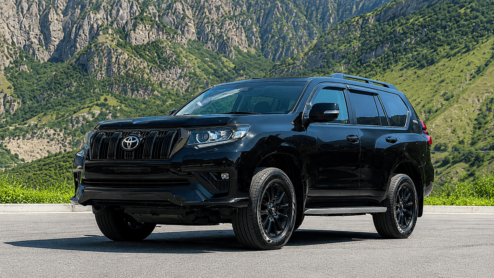 Toyota Land Cruiser 150 — Alania Drive