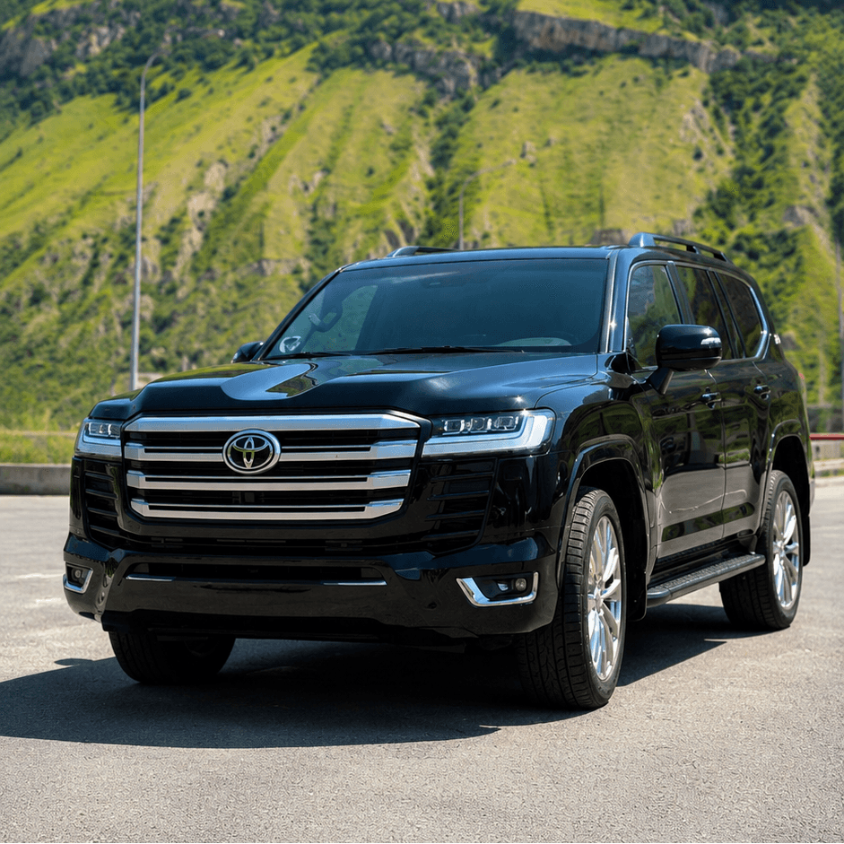 Toyota Land Cruiser 300 — Alania Drive